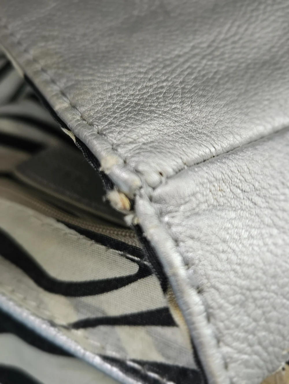 Steve Madden Quilted Metallic Silver Chain Shoulder Bag - Picture 14 of 16